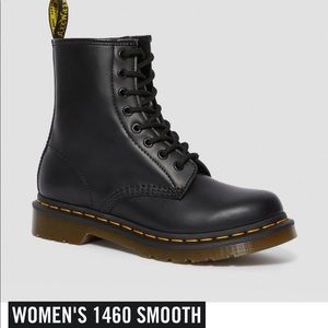 Doc Marten Women’s 1460 Smooth Black
